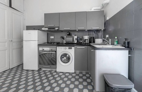 Champ-Capelet Apartment | Large apartment with terrace, free parking