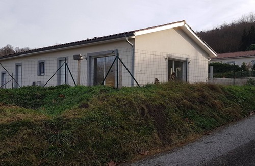 Assieu House | Large, bright house with air-conditioning
