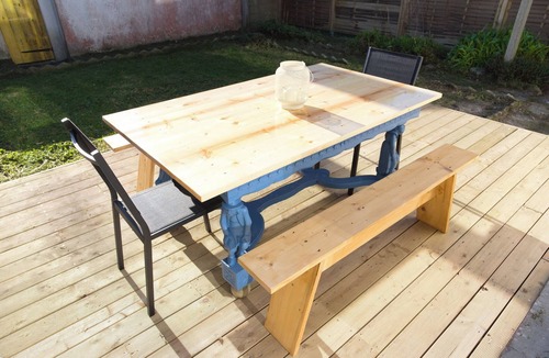 Guilvinec House | Large, bright, quiet house with piano and sunny enclosed garden.