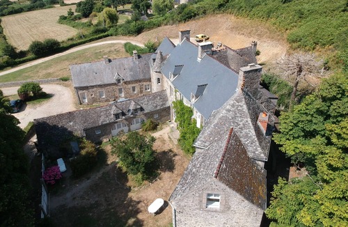 Siouville-Hague House | large capacity gîte, close to hiking trails and surf school