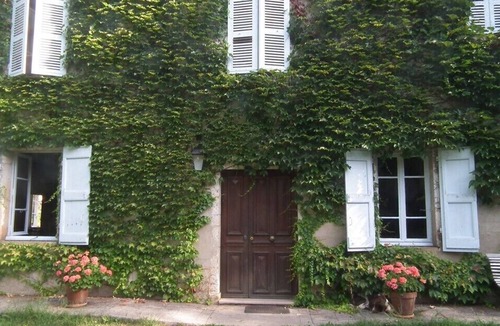 Rothonod House | Large family home with enclosed park in Rothonod