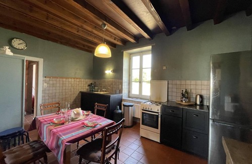 Chappes Cottage | Large farmhouse with private pool and pets allowed in Chappes