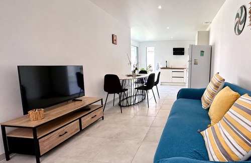 Saint Laurent de la Pree House | Large vacation home in St. Laurent near the beaches