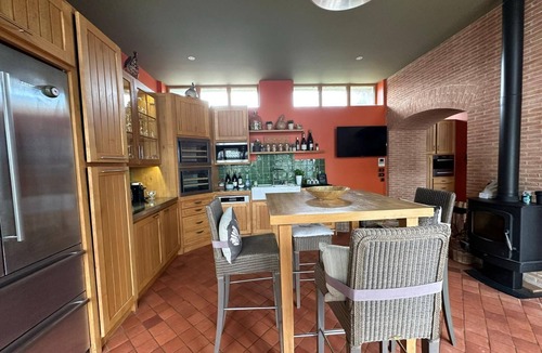 Tamerville House | LARGE HOUSE - 15 PEOPLE - NORMANDY