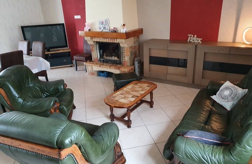 Tregunc House | Large house less than 10 mins walk from Kersidan and Don beaches