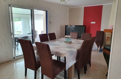 Tregunc House | Large house less than 10 mins walk from Kersidan and Don beaches
