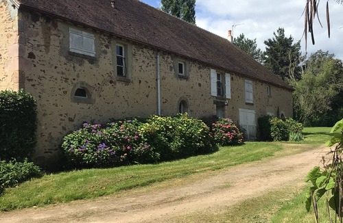 Nassigny House | Large house with breathtaking views of an 18-hole golf course and the Cher valley