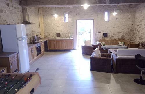 Bastanes House | Large house with swimming pool, party room and jacuzzi