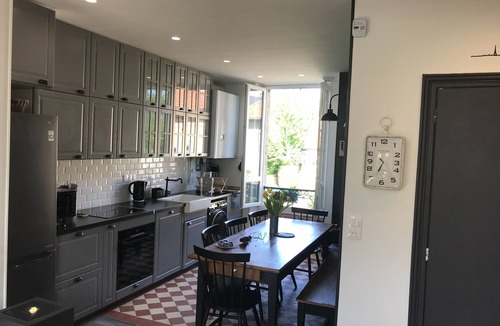 Meaux Apartment | Large luxury apartment ideal for a family - Eurodisney, CDG, Paris