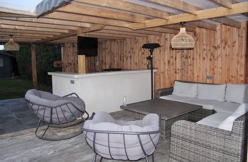 Saint-Jean-d'Illac Villa | Large luxury villa. 174m2 any comfort with swimming pool.