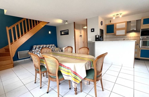 Saint-Cast-le-Guildo Apartment | Large sea-view apartment in Saint-Cast-le-Guildo | 7 guests | Ref 390