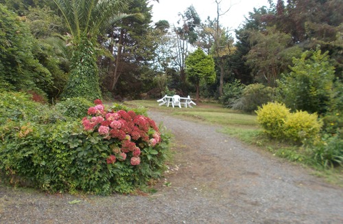 Lannion Villa | Large self-contained apartment in house near Beg Léguer beach LANNION