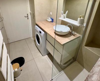 Torcy-le-Grand Apartment | Large Studio Near Train station and Disney