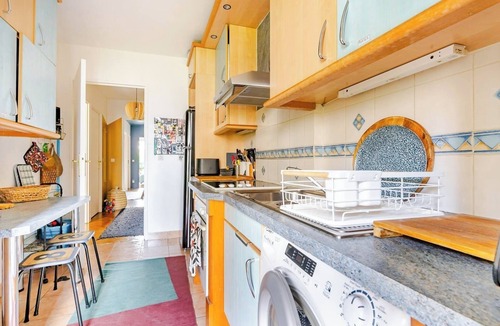 Combat Apartment | Large Two-bedroom Flat to Rent in Paris,100m From Beautiful Buttes Chaumont Parc
