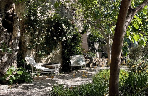 Tautavel House | Large vacation home in Tautavel with wooded garden and private pool.