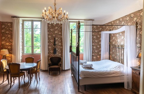 Monjoi Other | Last-Minute Discount 20%! Castle France 16/31 p