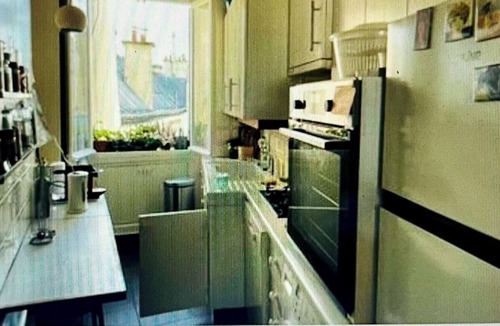 5th Arrondissement Apartment | Latin Quarter Pantheon/Notre Dame quartier! 120 mètres with a VIEW!