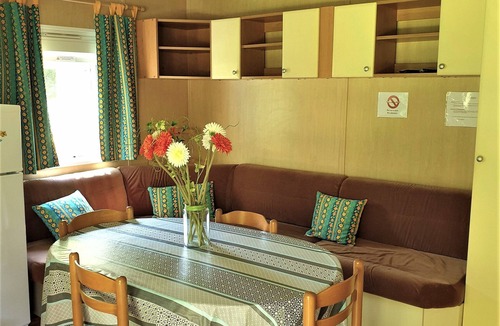 Murol House | le 18 du lac