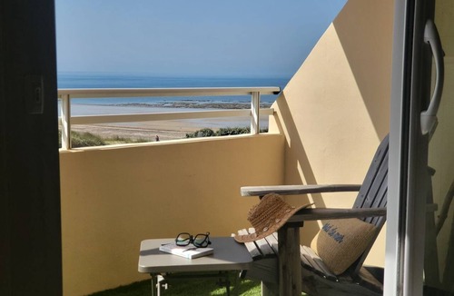 Saint-Jean-de-la-Riviere Apartment | Le 21 des dunes - La mer comme horizon