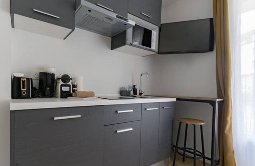 Republique Condo | Le 2A - Designer air-conditioned apartment in the city center