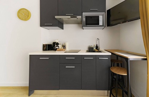 Republique Condo | Le 2A - Designer air-conditioned apartment in the city center