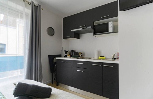 Republique Condo | Le 4B - Designer air-conditioned apartment in the city center