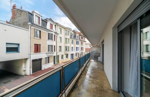 Republique Condo | Le 4B - Designer air-conditioned apartment in the city center