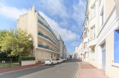 Republique Condo | Le 4C - Designer air-conditioned apartment in the city center