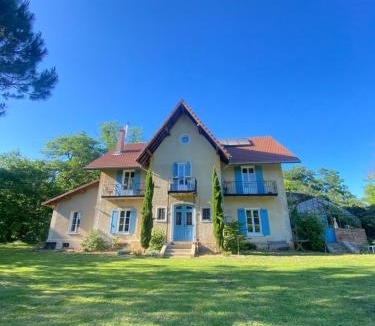 Arengosse Villa | Le Baccara Lodge, véritable maison de famille avec piscine et parc