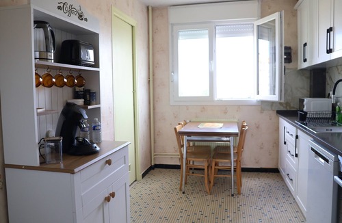 Nevers Apartment | Le Balcon de La Pagerie – Free Parking