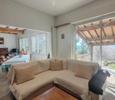 Laussonne House | Le Bastidon, exceptional views, up to 13 people