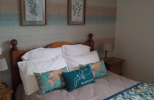 Saint-Aignan Bed & Breakfast | Le Black Dog Pub Bedroom 5