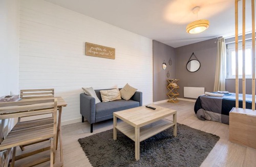 Saint-Brieuc Apartment | Le Boréal - Proche Centre, Moderne & Stationnement