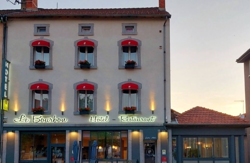 Yssingeaux Hotel | Le Bourbon