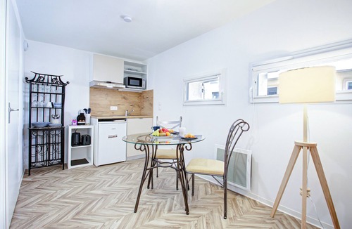 Clemenceau Apartment | Le Bourdon - TV - Terrasse