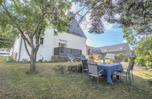 Lanester House | Le calme de la campagne en ville -Maison familiale