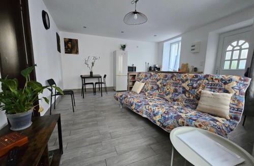 Chateaumeillant Apartment | Le CASTEL 22