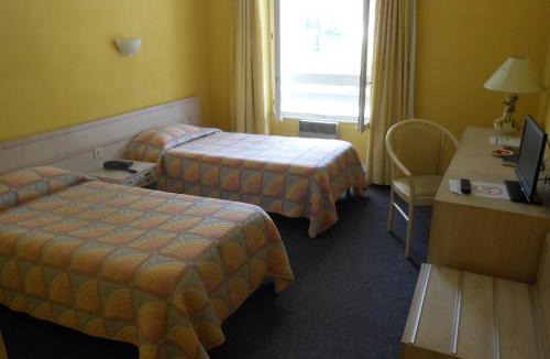 Peyrehorade Hotel | Le Central