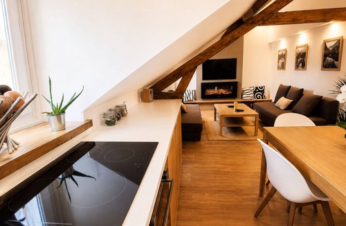 Cote Ouest Ormeaux Apartment | Le Châlet - Ultra Cocooning à 5 min Plage/Hypercentre