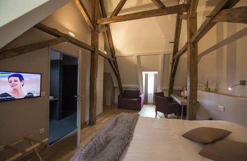 Bellerive-sur-Allier Hotel | Le Château du Bost
