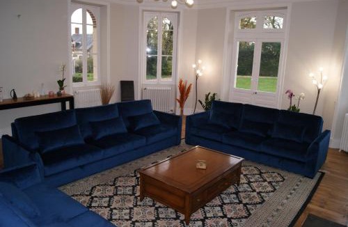 Brinay Bed & Breakfast | Le château de la brosse Chambres d'hôtes