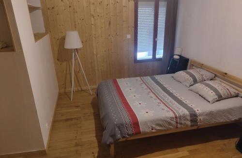 Parthenay Apartment | Le Chalet - Appartement 75m2 - Centre-ville