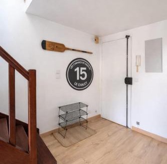 Meulan-en-Yvelines Apartment | Le chalet Mountain-style duplex 6 people