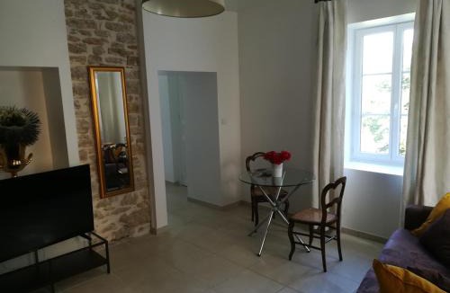 Charolles Apartment | Le Clos des Cygnes