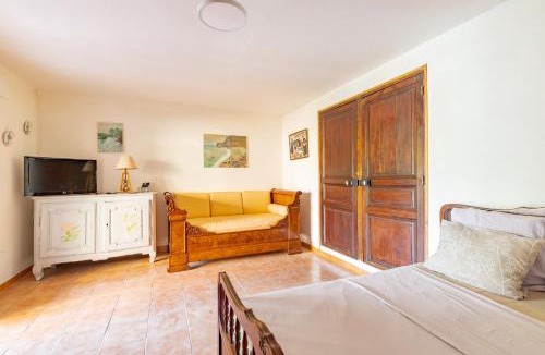Villalbe Apartment | Le Clos des Plaisirs - Studio avec jacuzzi privé