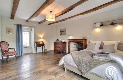 Theix-Noyalo Bed & Breakfast | Le clos des sittelles
