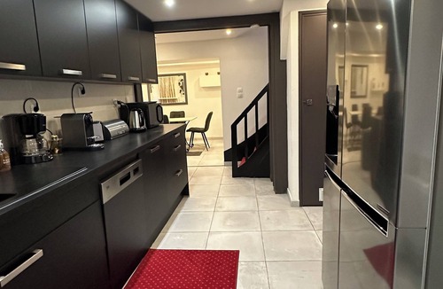 Sancerre Villa | LE CLOS lock door