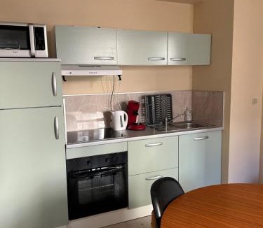Cote Ouest Ormeaux Apartment | Le Cocon Citadin -2 ch Proximité gare