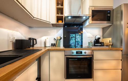 Saint-Paul-les-Dax Apartment | Le Cocon T2 cosy, piscine et parking privé