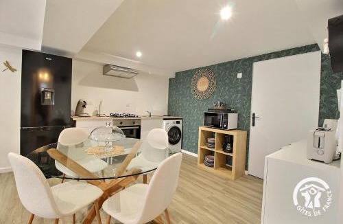 Plehedel House | Le coin des copains